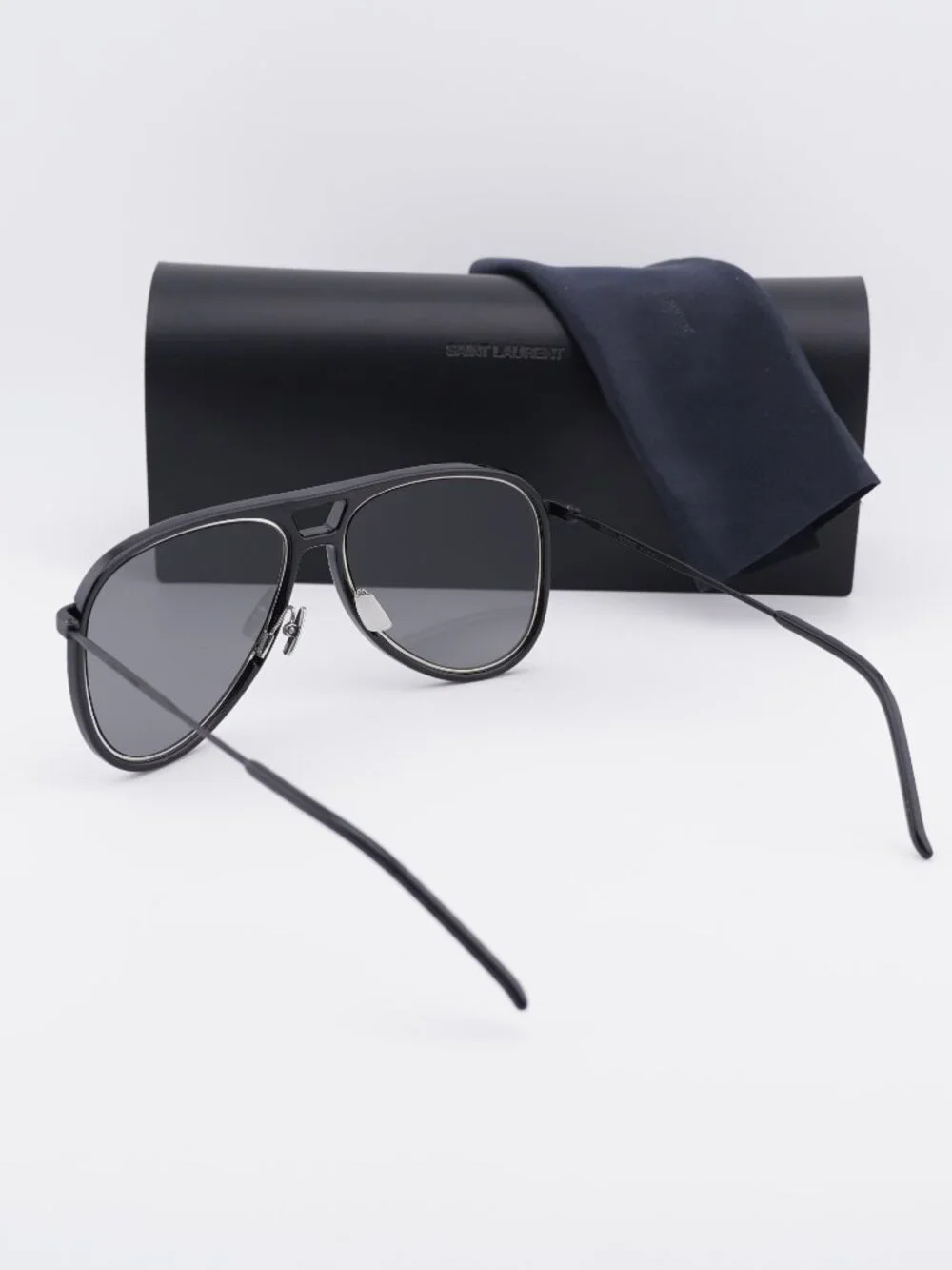 Saint Laurent CLASSIC 11R 002 Aviator Sunglasses - Black / Silver